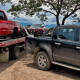 Aseguran vehículos durante un cateo en Guadalupe Etla