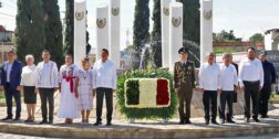 Foto: Luis Alberto Cruz / Montan Guardia de Honor en el Monumento a los Niños Héroes.