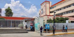 Foto: Archivo El Imparcial // Toman trabajadores sindicalizados sus oficinas en el Hospital Civil
