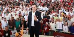 Foto: Adrián Gaytán // Luis Alfonso Silva Romo rindió su informe de labores legislativas entre porras, batucadas y gritos de “presidente, presidente, presidente; se ve, se siente.