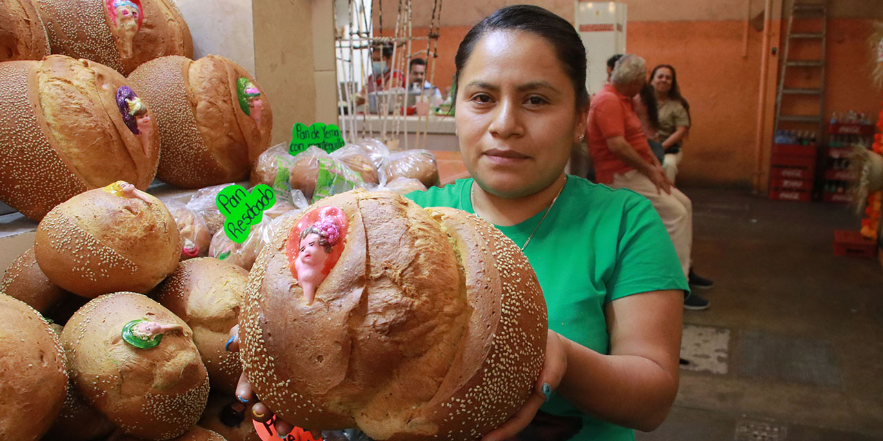 Fotos: Adrián Gaytán // Los panes de yema con decoración de caritas son el pan representativo de la ciudad y de algunas poblaciones de los Valles Centrales.