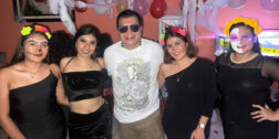 Su servidor festejó con Nadia Azeneth, Jacqueline Zárate, Marla Alejandra y Yusleydis Martínez.