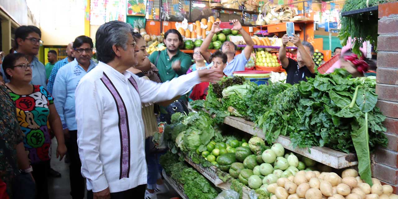 Cumple el Mercado de las Flores 51 años; echan la casa por la ventana | El Imparcial de Oaxaca