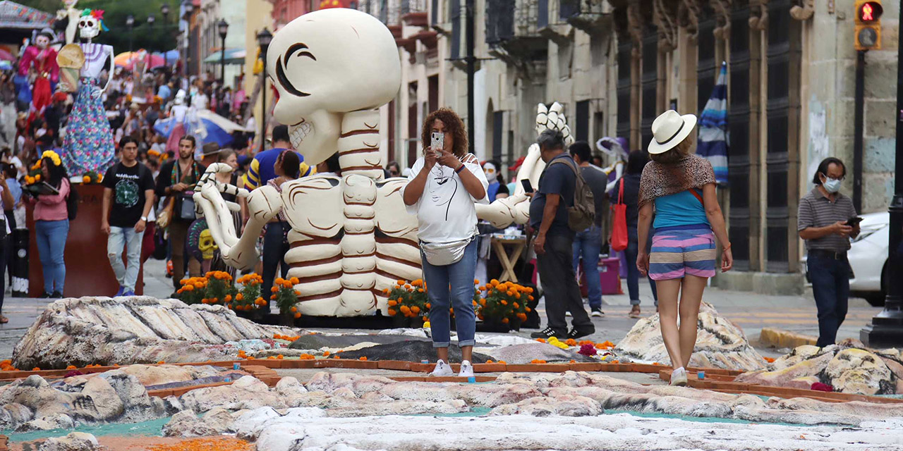 Revive la Flaca al Centro Histórico; calles, saturadas | El Imparcial de Oaxaca