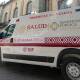 Dan ambulancias a 47 municipios oaxaqueños