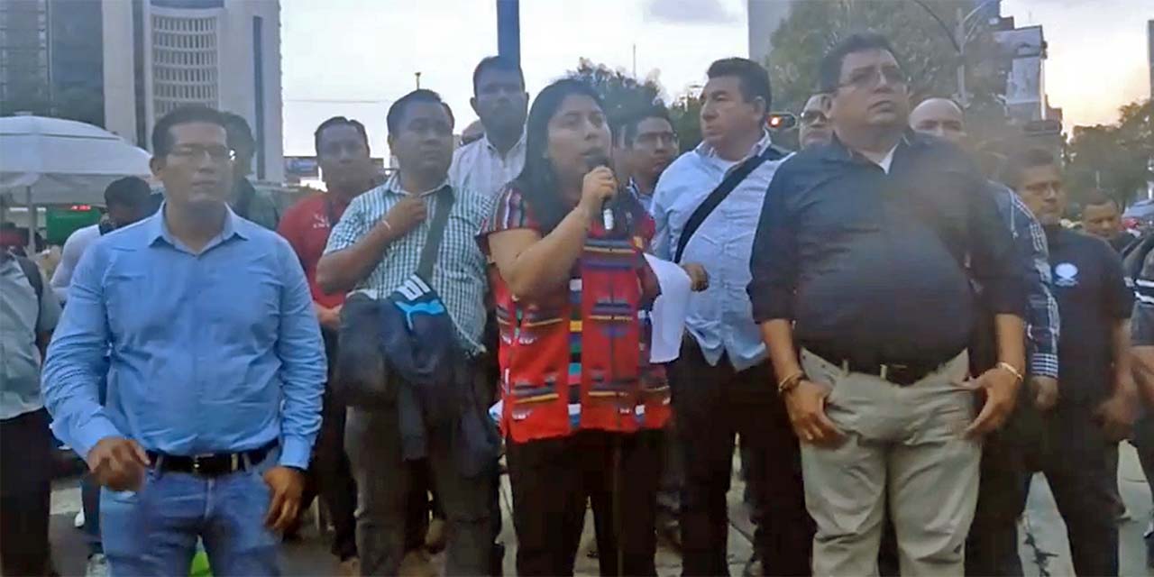 Foto: captura de video // Dirigentes de la S-22 en su mitin en la Ciudad de México.