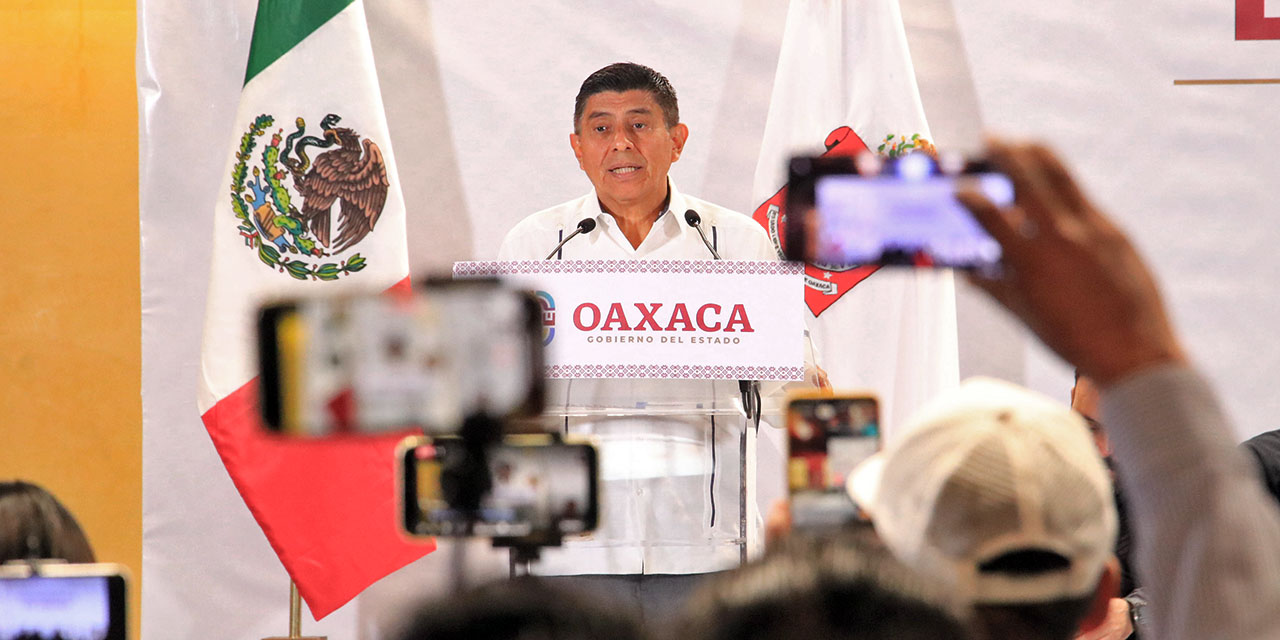 Foto: Adrián Gaytán // El gobernador Salomón Jara Cruz, advierte que no habrá impunidad en masacres registrados en la región Mixteca.