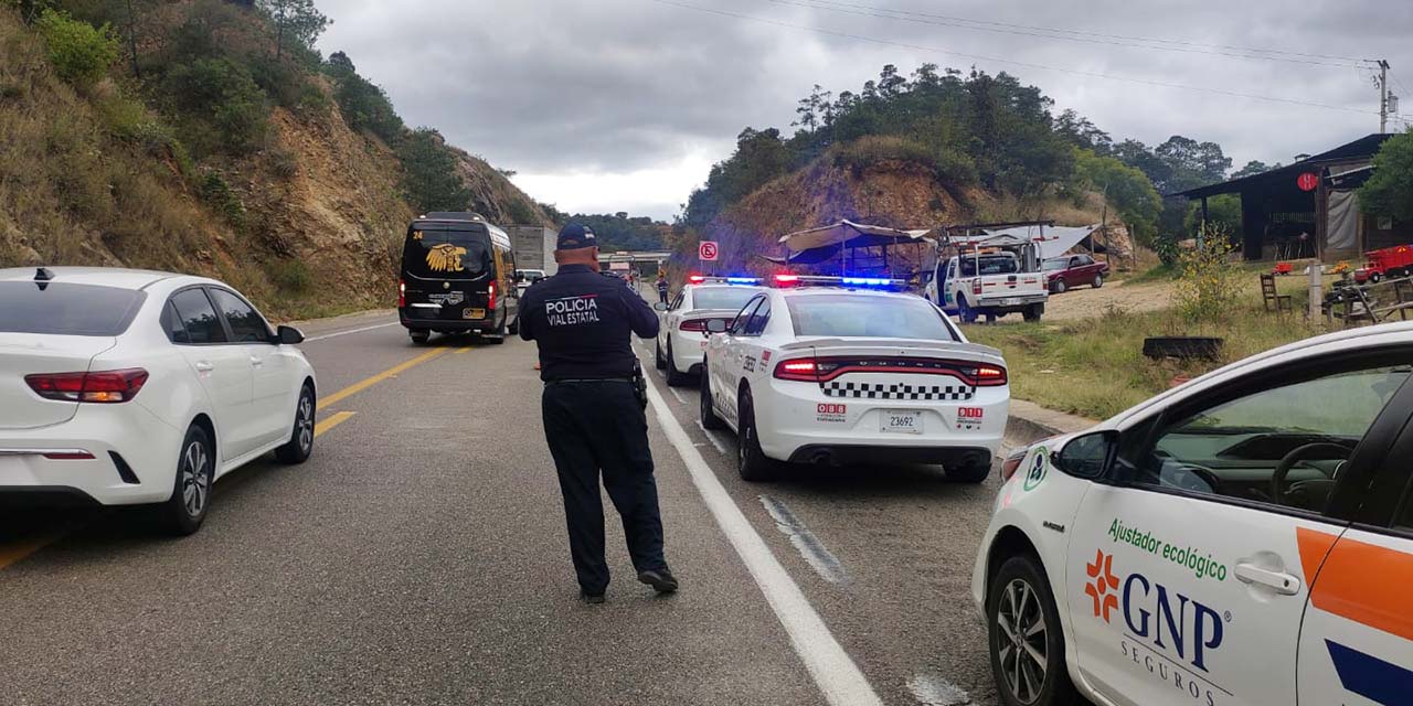 El accidente ocurrió sobre la autopista 135 a la altura de la caseta de Huitzo.
