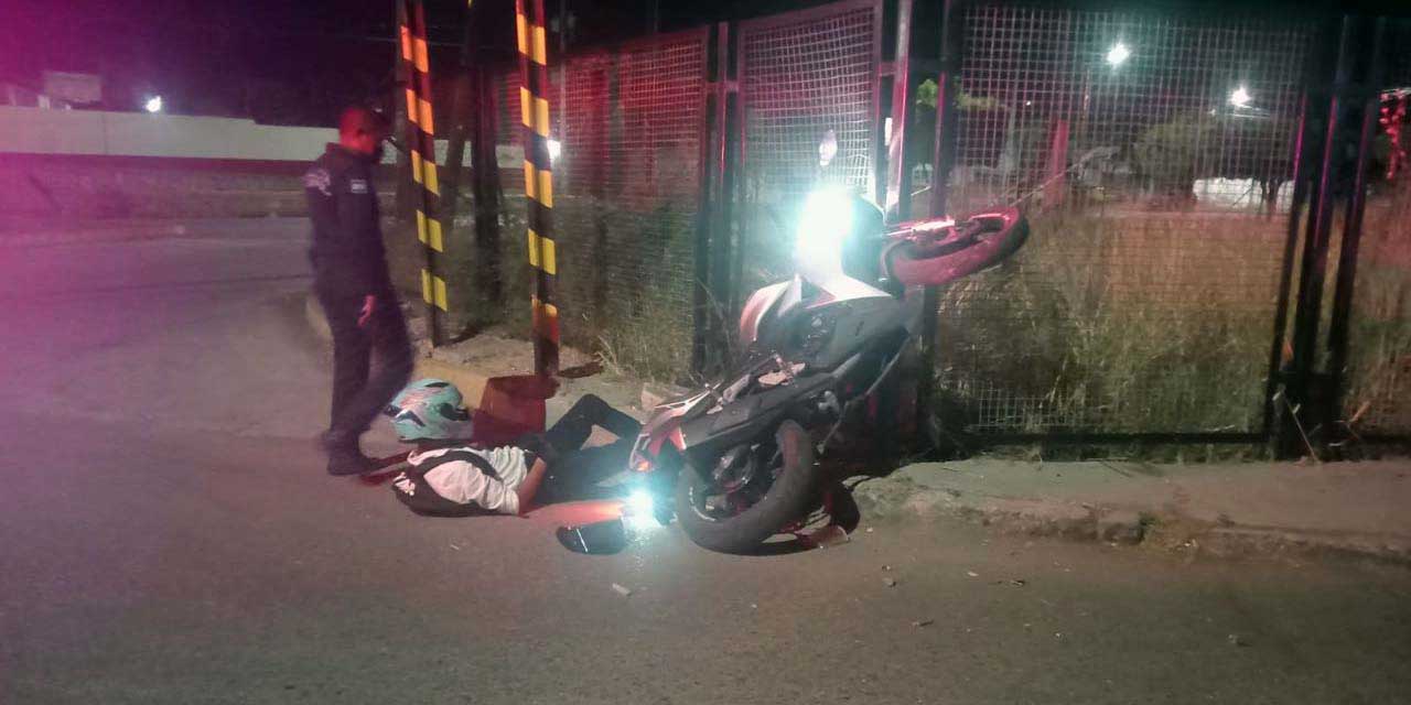 Motociclista sufre  probable fractura  y traumatismo  cráneoencefálico