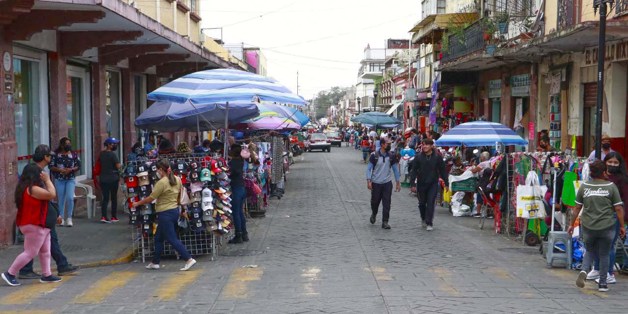 Foto: Archivo El Imparcial // En Oaxaca, la población ocupada informal pasó de un millón 547 mil 590 personas en el tercer trimestre de 2022 a un millón 584 mil 279 en el tercer trimestre de 2023
