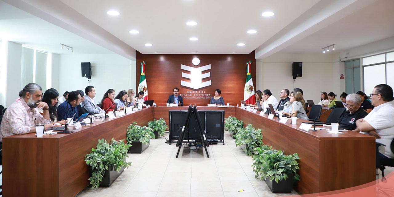Foto: IEEPCO // Sesión del IEEPO; se emitió una segunda convocatoria para conformar consejos municipales electorales.