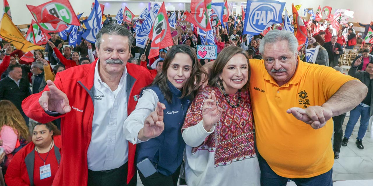 Xóchitl Gálvez con representantes de 3 partidos en Cuauhtémoc, Chihuahua.