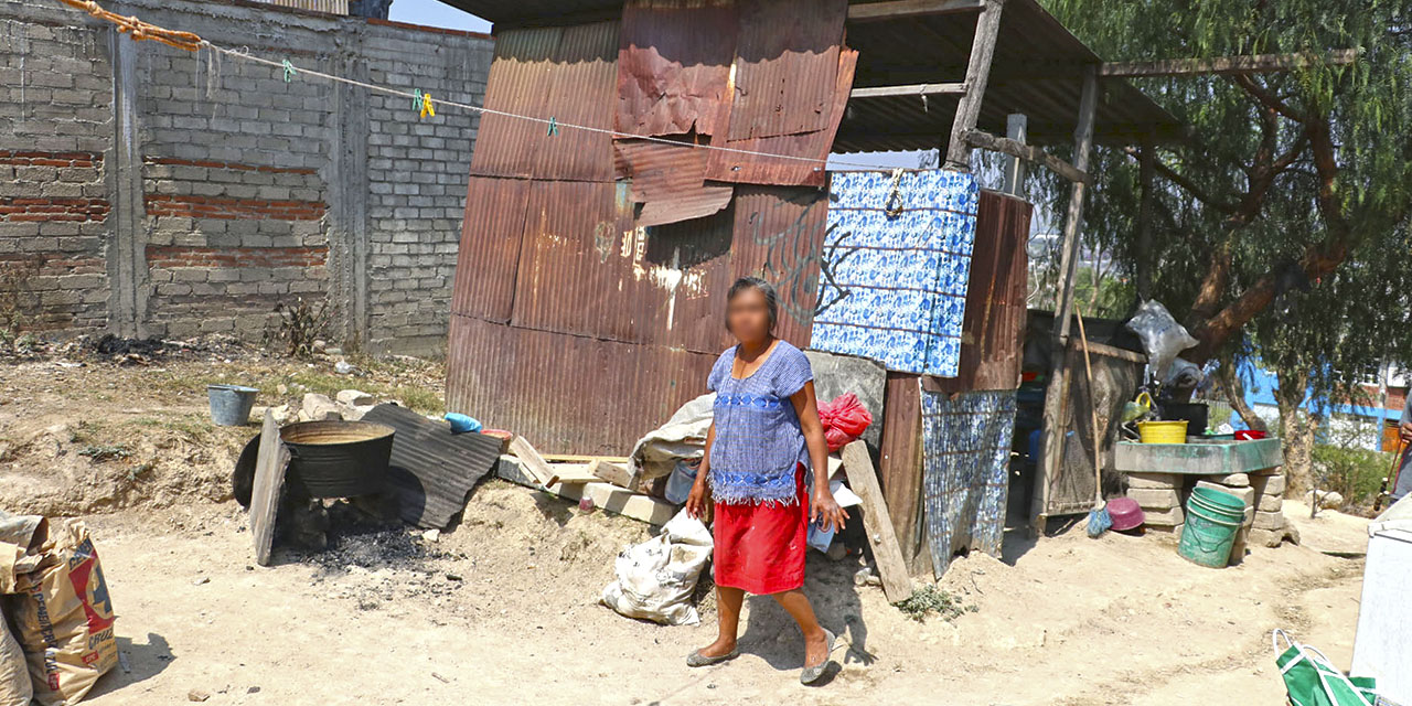 Foto: Adrián Gaytán // De entre los más de 752 mil habitantes de los 23 municipios que la ZMO, 39 mil 589 aún viven en casas con piso de tierra.