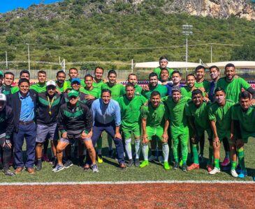 Fotos: Leobardo García Reyes // Chapulineros se alistan para buscar un nuevo título en la Liga de Balompié.