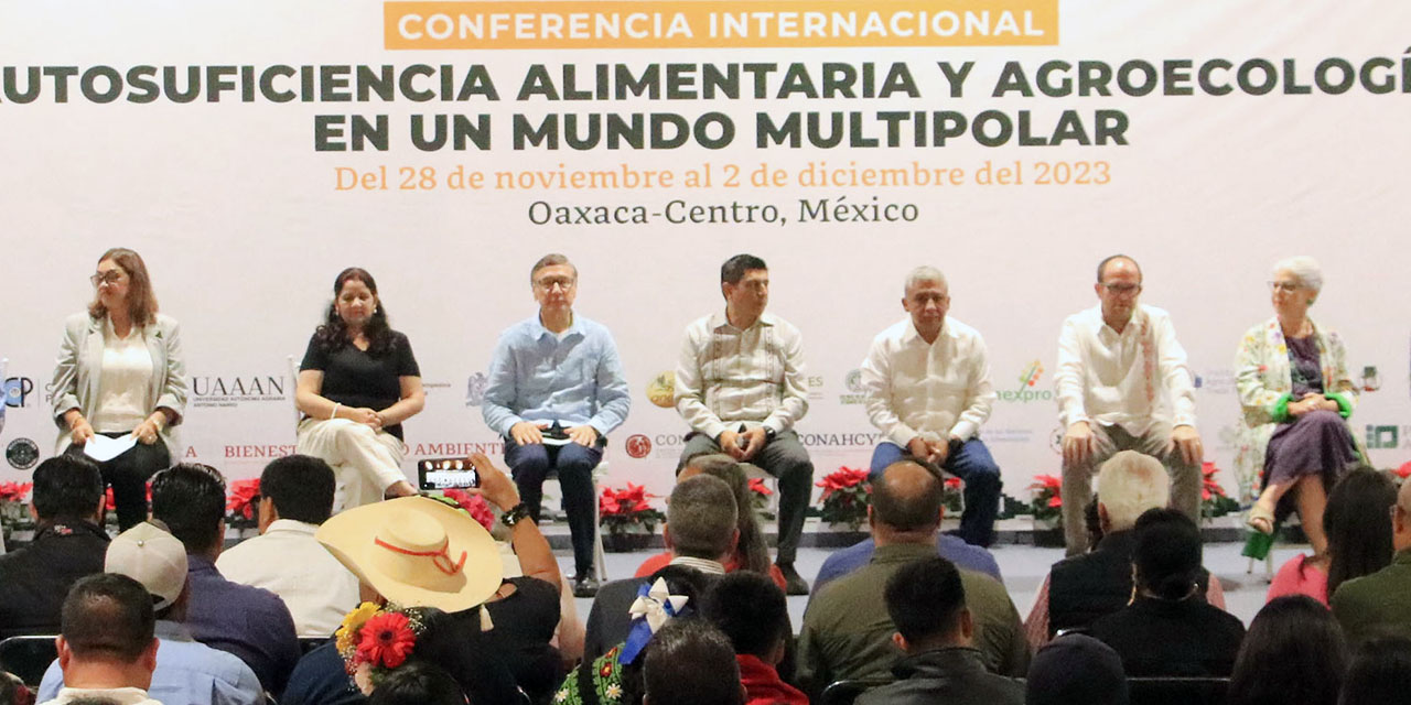 Foto: Adrián Gaytán // Inicia en Oaxaca la Conferencia Internacional Autosuficiencia Alimentaria y Agroecología en un Mundo Multipolar.