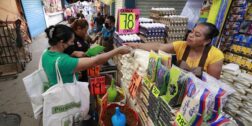 Foto: Archivo El Imparcial // La inflación galopante pulveriza los aumentos a los minisalarios.