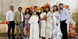 Fotos: Rubén Morales // La familia se reunió para celebrar el bautizo de la pequeña Doménica.