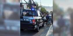 Los motociclistas fueron detenidos y trasladados a los separos del cuartel de seguridad pública.