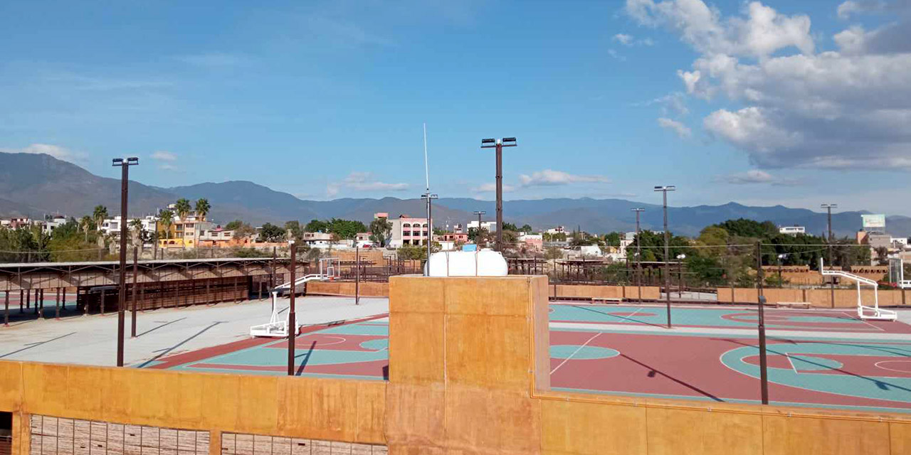 Centro de Convenciones, un espacio sin deporte | El Imparcial de Oaxaca