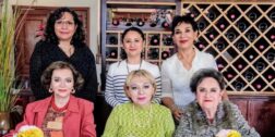 Foto: Rubén Morales // María Eugenia Villanueva, Sandra Palacios, Rosa Silvia García, Martha Escamilla, Nydia Delhi y Lourdes Santiago.
