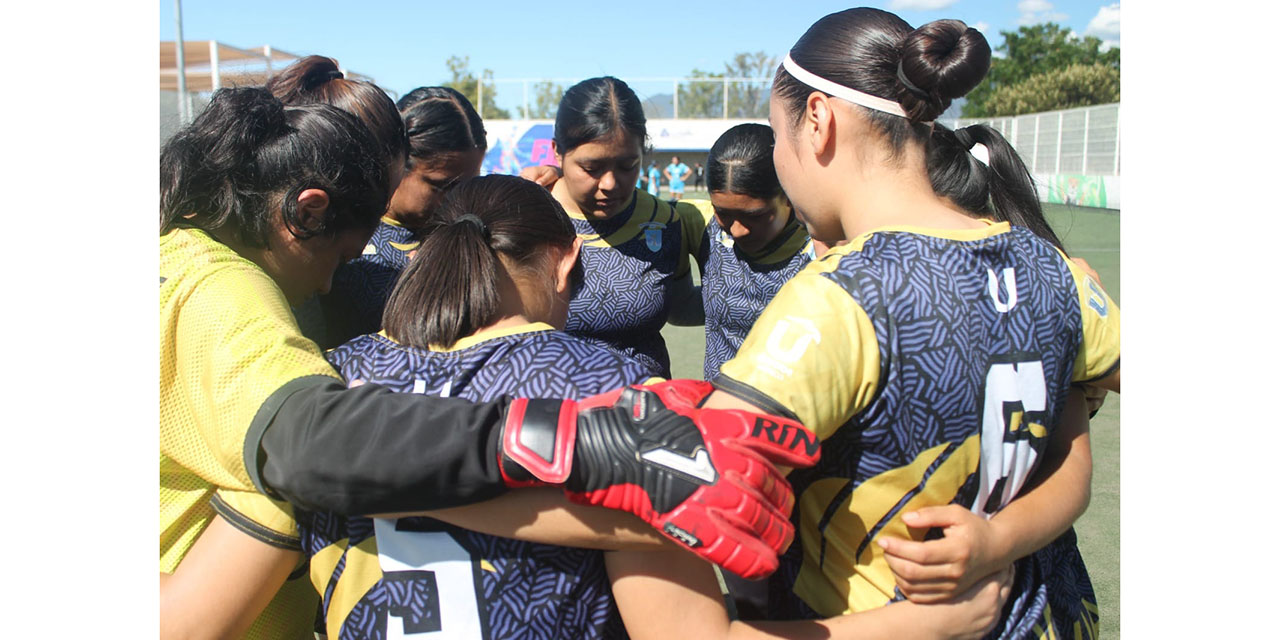 Gavilanes mandan en el futbol rápido | El Imparcial de Oaxaca