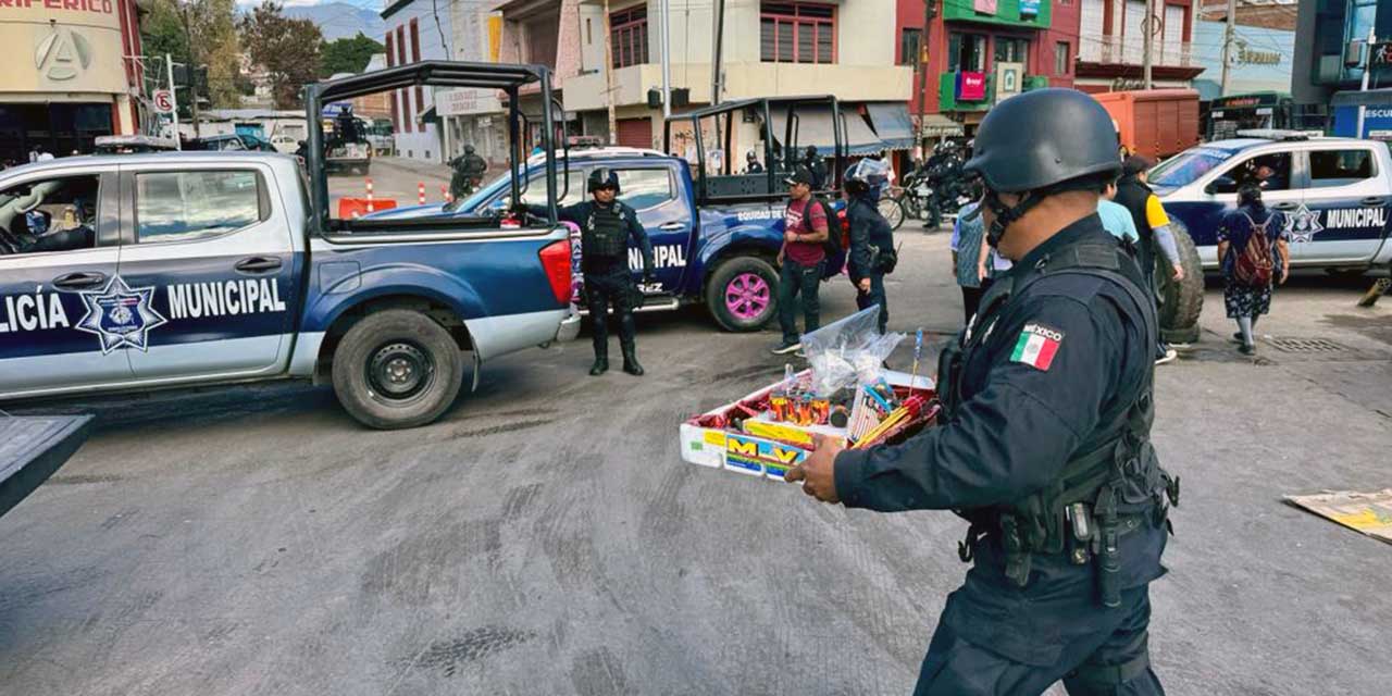 Foto: Luis Cruz // Se han asegurado 125 kilogramos de pólvora durante el operativo conjunto.