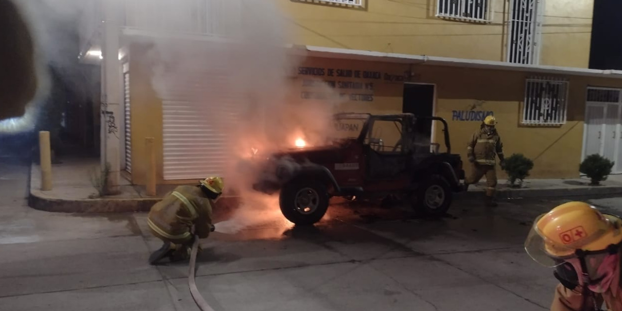 Arde unidad del área de Vectores en Huajuapan | El Imparcial de Oaxaca