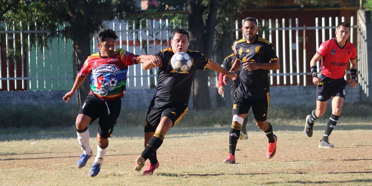 Foto: Leobardo García Reyes // El domingo regresan las acciones del Mejor Futbol de Oaxaca.