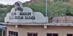 Vecinos de la colonia Guadalupe piden relevo del regidor.