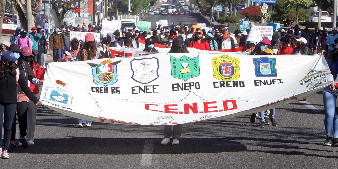 Foto: Luis Alberto Cruz // Confiados en que no “habrá represión”, continuarán las movilizaciones.