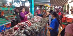 Fotos: Lisbeth Mejía Reyes // Crece la demanda de pescados y mariscos en esta temporada.