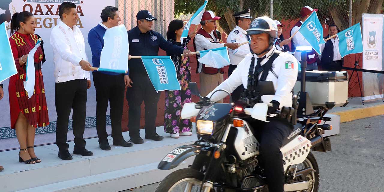 Foto: Luis Alberto Cruz // El gobernador Salomón Jara pone en marcha el operativo Oaxaca Segura.