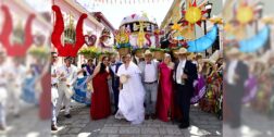 Fotos: Rubén Morales // Paulina y Fernando celebraron su unión matrimonial con una tradicional calenda.