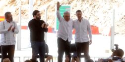 Foto: Luis Alberto Cruz // Invitado por el presidente Andrés Manuel López Obrador, el exgobernador Alejandro Murat asistió a la inauguración de la súper carretera a la Costa.