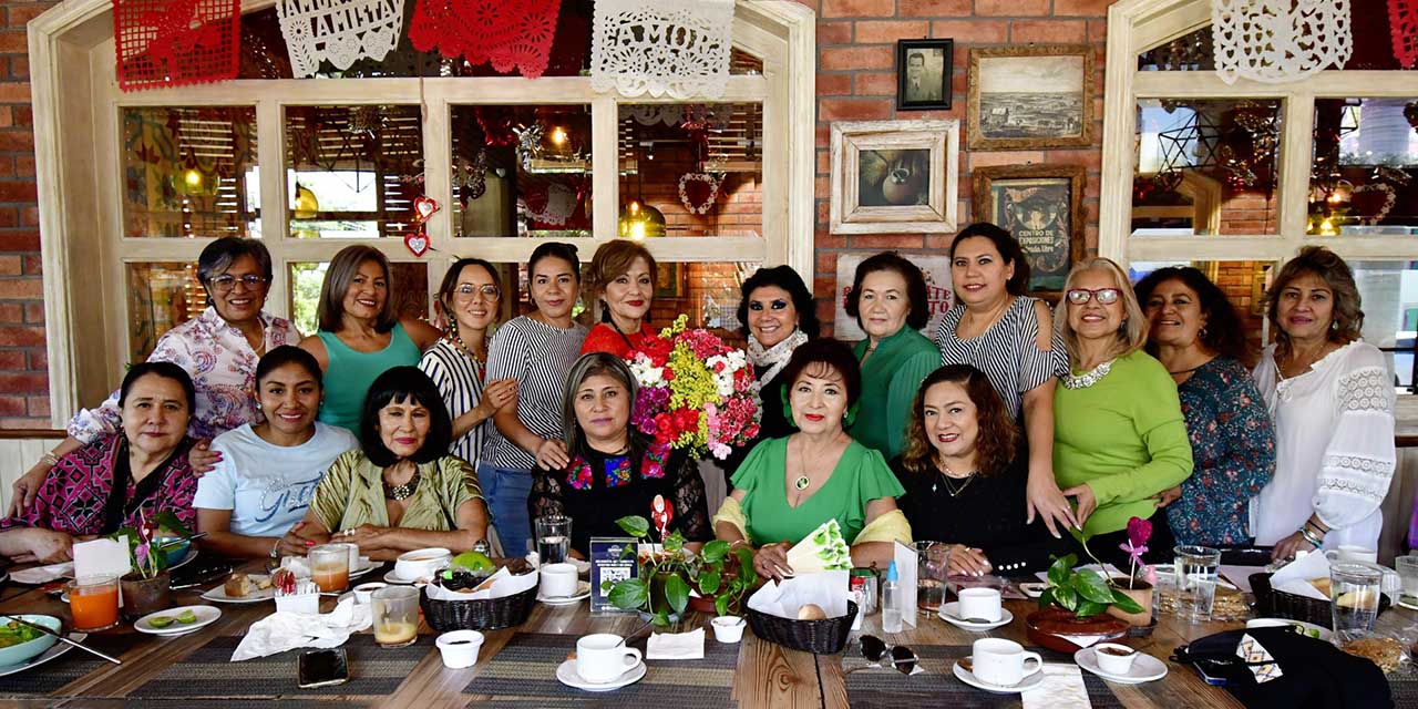 Fotos: Rubén Morales // La celebración tuvo lugar en un conocido restaurante del centro de la ciudad, donde disfrutaron ricos platillos.