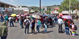 Foto: Adrián Gaytán // Maestros de la Sección 22 anuncian paro de 24 horas y bloqueos carreteros.