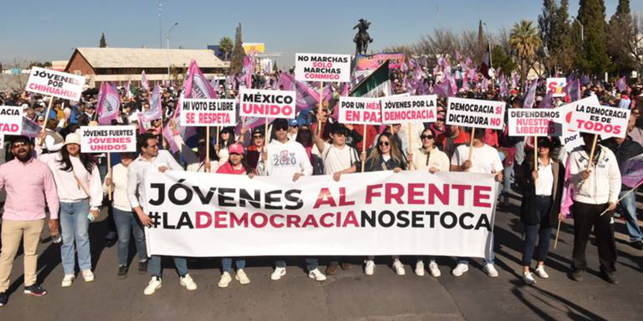 Manifestantes exigen democracia y transparencia en la “Marcha por la Democracia” en el Zócalo | El Imparcial de Oaxaca