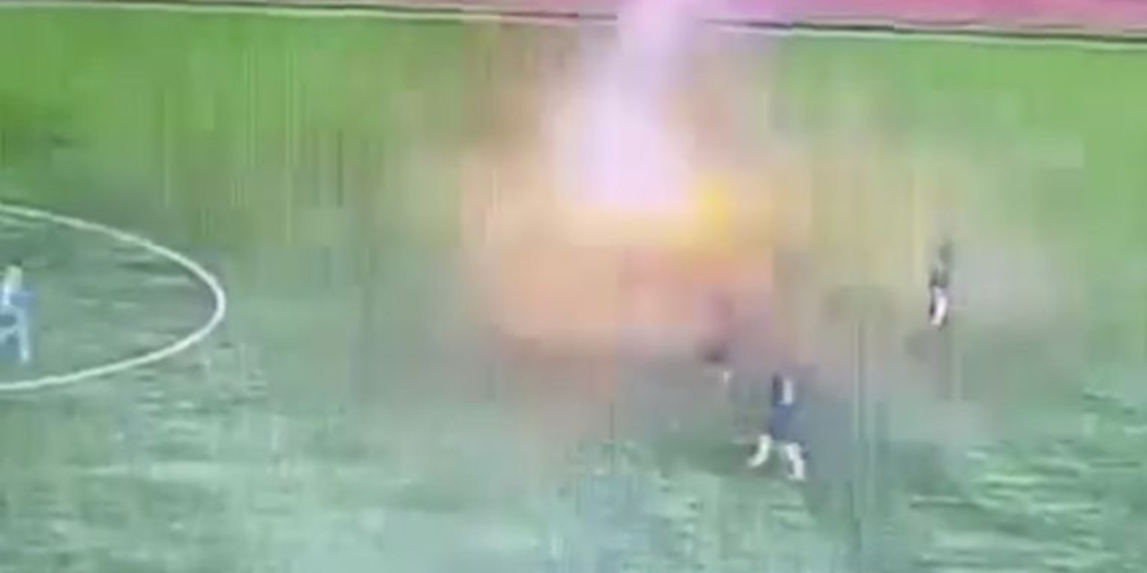 VIDEO: Lo mata un rayo en medio de un partido de Fútbol | El Imparcial de Oaxaca