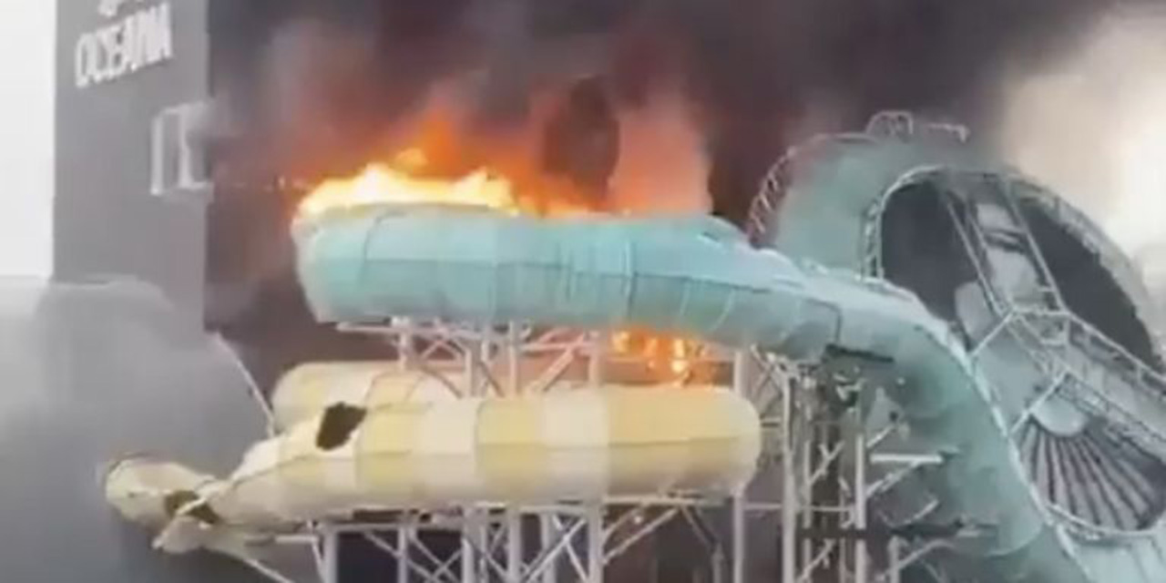 VIDEO: Se incendia el parque de diversiones más grande de Suecia