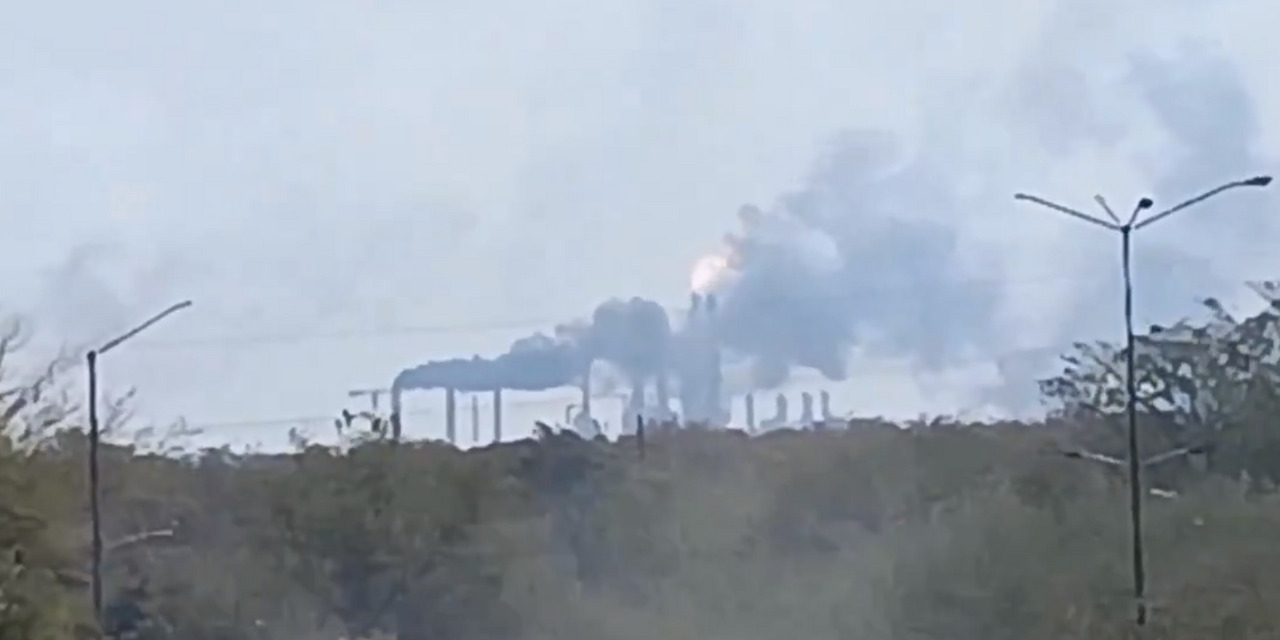 VIDEO: Alertan por falla en caldera de Refinería en Salina Cruz | El Imparcial de Oaxaca