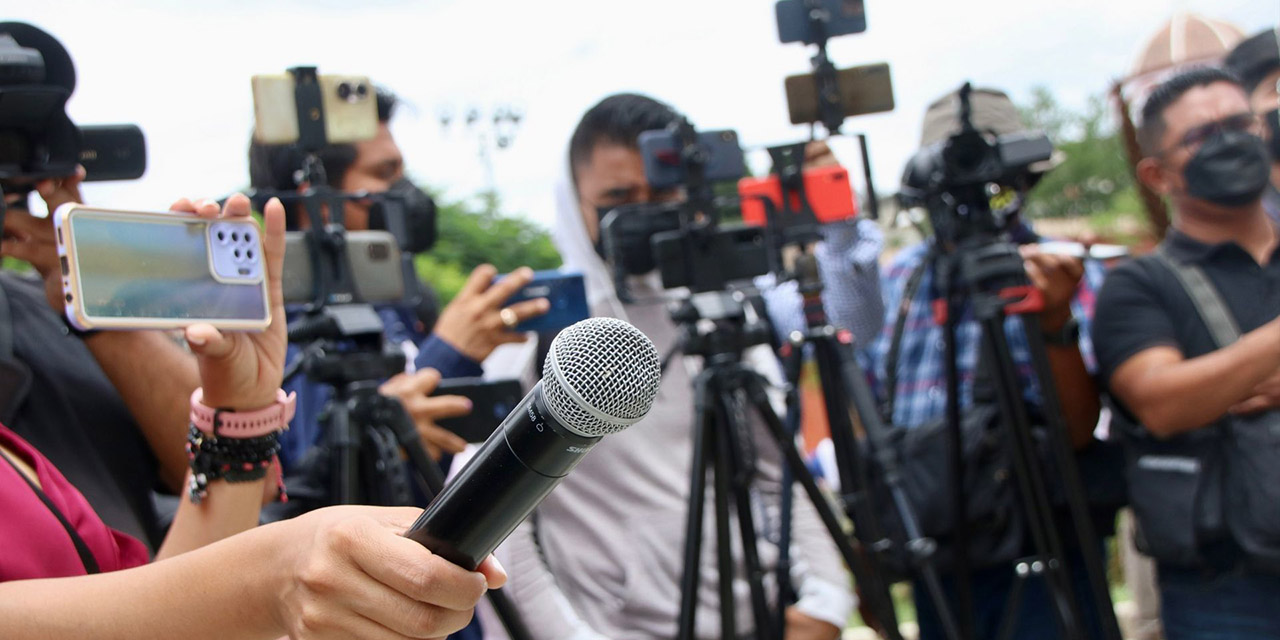 Grave acoso y filtración contra periodistas: Código DH | El Imparcial de Oaxaca