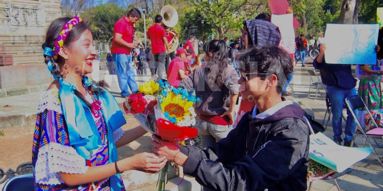Tradición que se niega a morir: ‘Los Viernes del Llano’ en Oaxaca | El Imparcial de Oaxaca