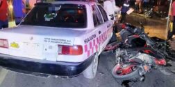 El chofer del taxi se dio a la fuga tras el accidente.