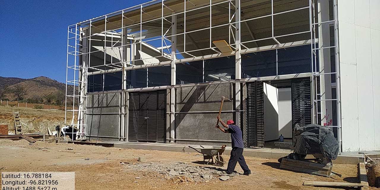 Hospital de grandes especies de la UABJO al 80% de construcción | El Imparcial de Oaxaca