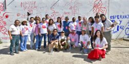 Fotos: Rubén Morales // Integrantes del club Rotario Xquenda lograron la interacción con las reclusas y los artistas plásticos.