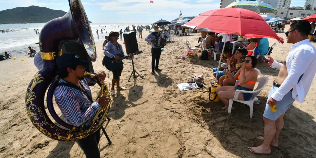 Empresarios hoteleros prohíben música de banda en playas de Mazatlán durante Semana Santa | El Imparcial de Oaxaca