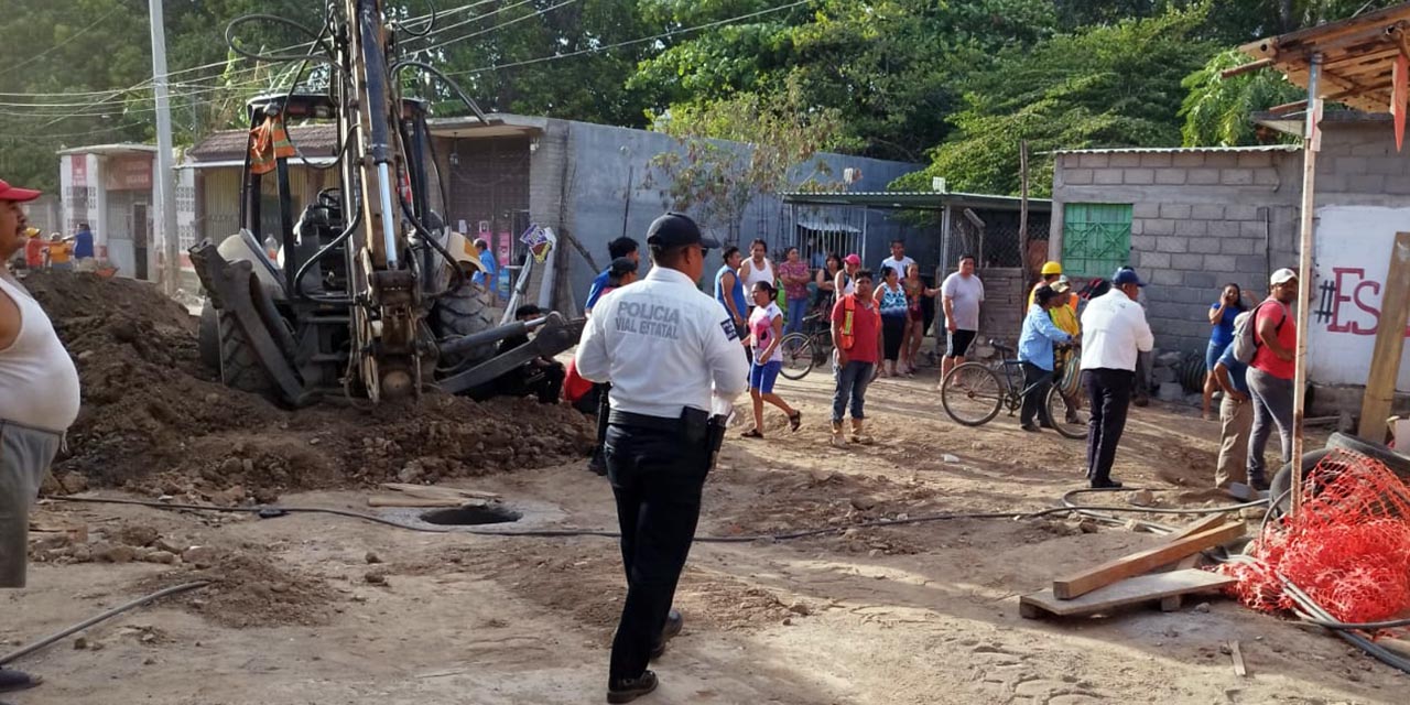 Trabajadores quedan sepultados en obra de drenaje | El Imparcial de Oaxaca