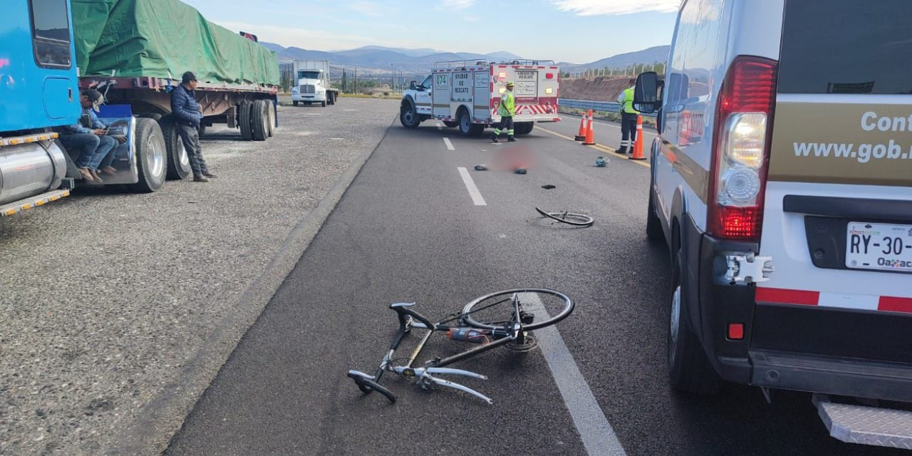 Ciclista pierde la vida atropellado sobre la autopista 135 D | El Imparcial de Oaxaca