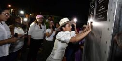 Foto: Rubén Morales // Monumento en contra de los feminicidios en Oaxaca.