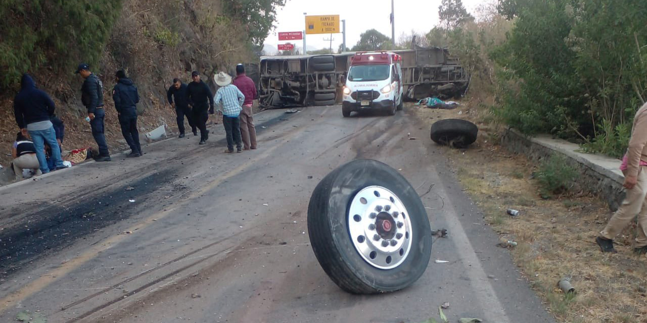 Tragedia en Malinalco: 14 muertos y 31 heridos tras volcadura de autobús de peregrinos | El Imparcial de Oaxaca